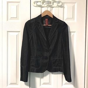 Olsen Europe lightweight black blazer with white contrasting stitching Sz Small